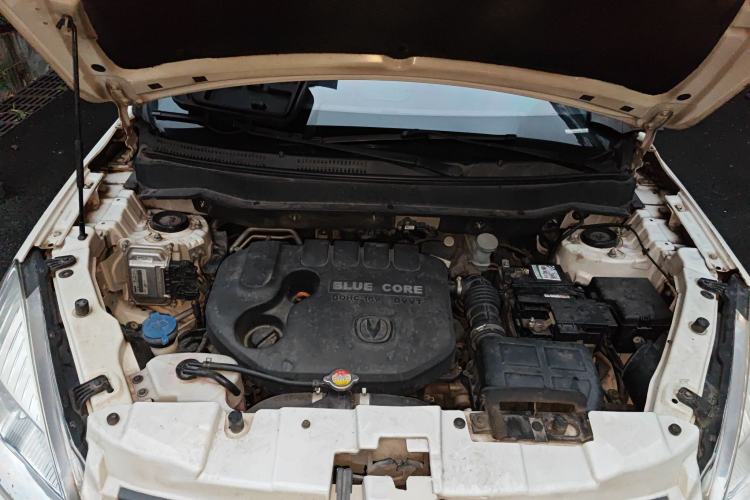 Used CHANGAN CS35 2014 1.6L Manual Luxury Model China IV Standard Engine Bay