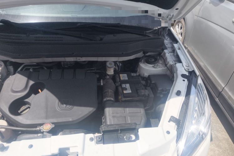 Used CHANGAN CS35 2014 1.6L Automatic Luxury Model China V Standard Engine Bay Left