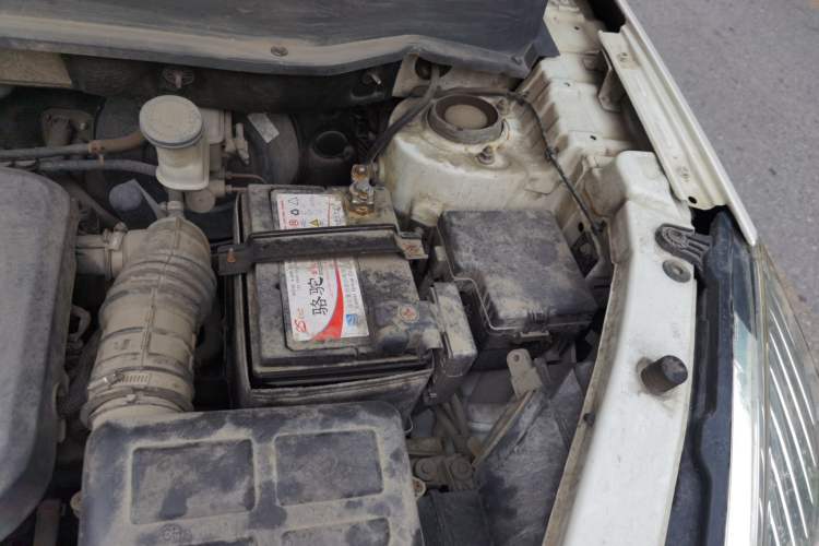 Used CHANGAN CS35 2014 1.6L Automatic Luxury Model China IV Standard Engine Bay Left