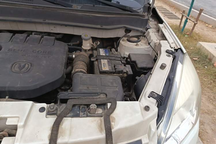 Used CHANGAN CS35 2014 1.6L Automatic Luxury Model China IV Standard Engine Bay Left