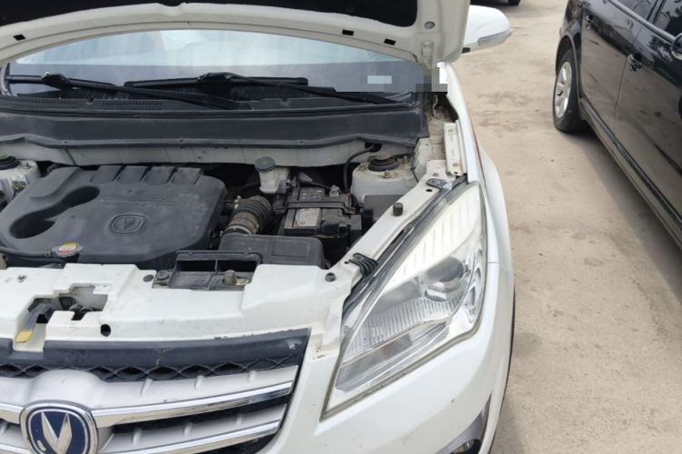 Used CHANGAN CS35 2014 1.6L Manual Luxury Model China IV Standard Engine Bay Left