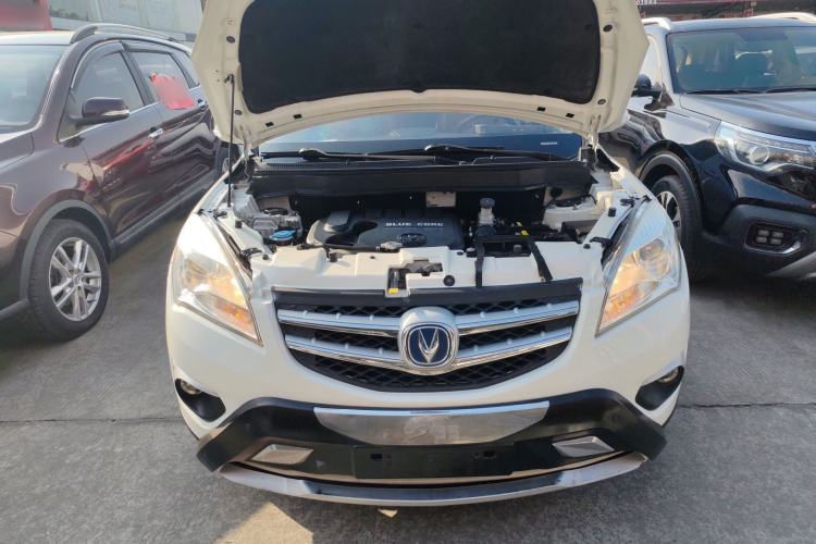 Used CHANGAN CS35 2014 1.6L Automatic Luxury Model China IV Standard Engine Bay