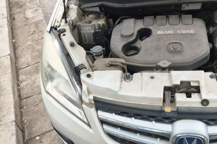 Used CHANGAN CS35 2014 1.6L Manual Luxury Model China IV Standard Engine Bay Right