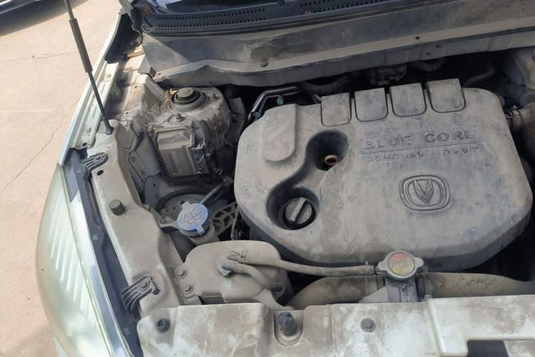 Used CHANGAN CS35 2014 1.6L Manual Luxury Model China V Standard Engine Bay Right