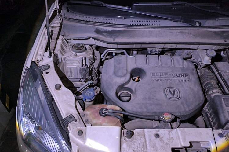 Used CHANGAN CS35 2014 1.6L Automatic Luxury Model China IV Standard Engine Bay Right