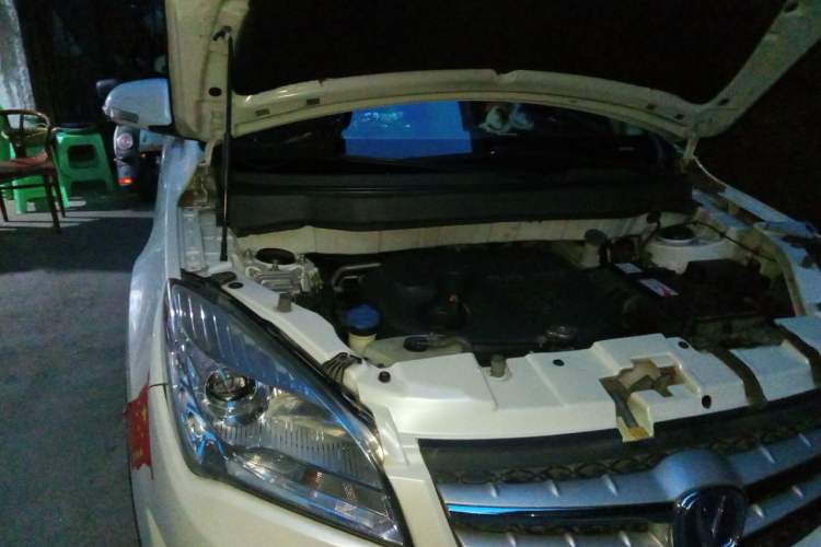 Used CHANGAN CS35 2014 1.6L Automatic Luxury Model China V Standard Engine Bay Right