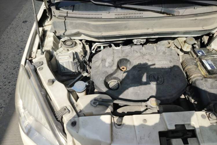 Used CHANGAN CS35 2014 1.6L Manual Luxury Model China IV Standard Engine Bay Right
