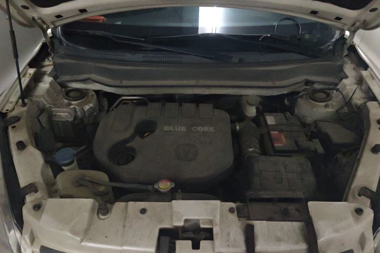 Used CHANGAN CS35 2014 1.6L Manual Luxury Model China IV Standard Engine Bay