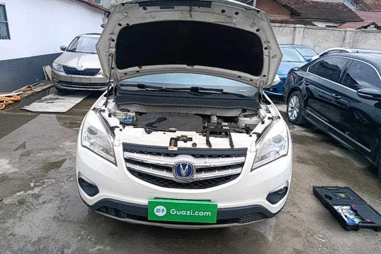 Used CHANGAN CS35 2014 1.6L Manual Luxury Model China IV Standard Engine Bay