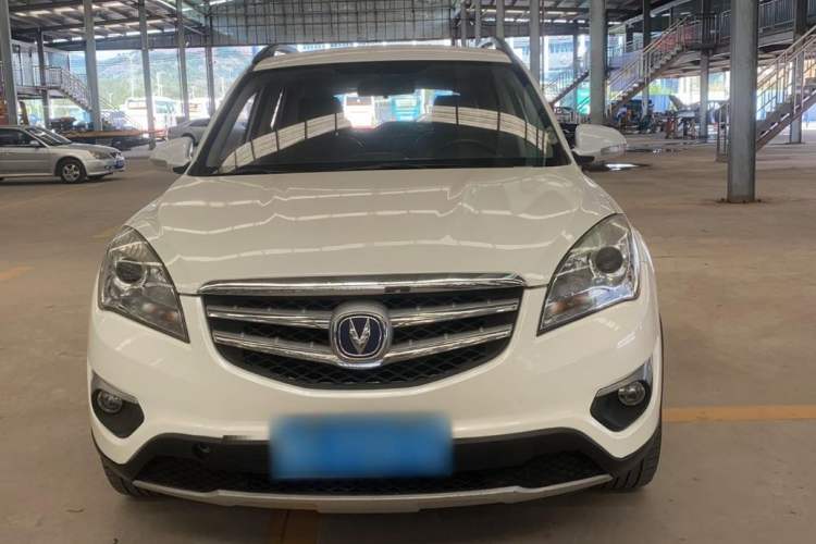 Used CHANGAN CS35 2014 1.6L Automatic Luxury Navigation Model China IV Standard Exterior 1