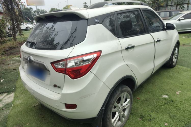 Used CHANGAN CS35 2014 1.6L Automatic Luxury Model China IV Standard Exterior 3