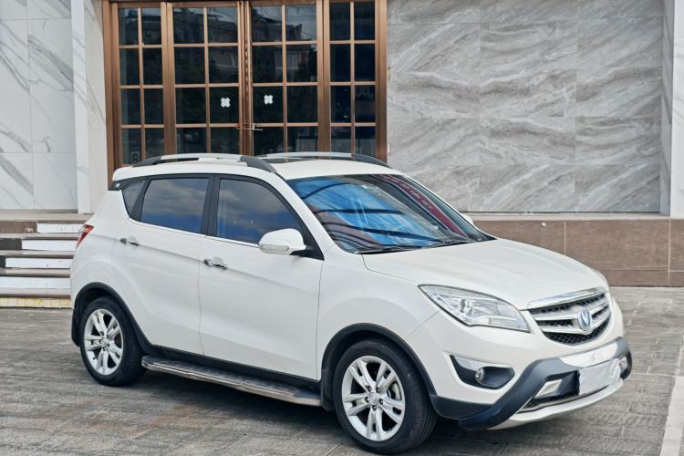 Used CHANGAN CS35 2014 1.6L Automatic Luxury Model China IV Standard Exterior 5