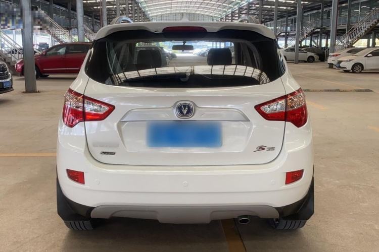 Used CHANGAN CS35 2014 1.6L Automatic Luxury Navigation Model China IV Standard Exterior 6