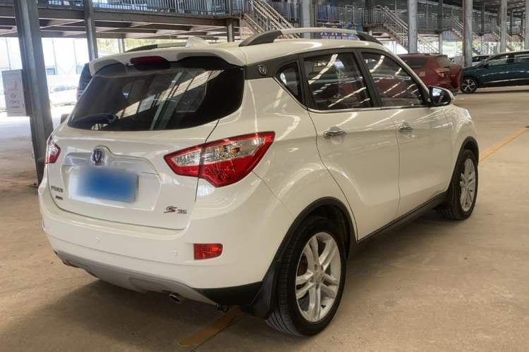 Used CHANGAN CS35 2014 1.6L Automatic Luxury Navigation Model China IV Standard Exterior 7