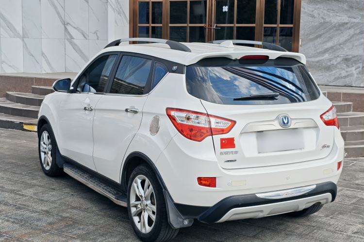 Used CHANGAN CS35 2014 1.6L Automatic Luxury Model China IV Standard Exterior 9