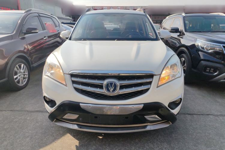 Used CHANGAN CS35 2014 1.6L Automatic Luxury Model China IV Standard Front