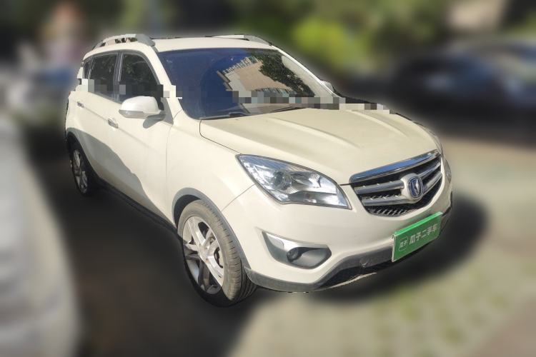 Used CHANGAN CS35 2014 1.6L Automatic Luxury Model China IV Standard Front Right 45 Deg