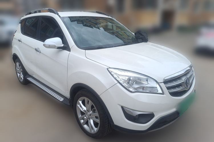 Used CHANGAN CS35 2014 1.6L Automatic Luxury Model China IV Standard Front Right 45 Deg