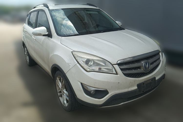 Used CHANGAN CS35 2014 1.6L Manual Luxury Navigation Model China IV Standard Front Right 45 Deg