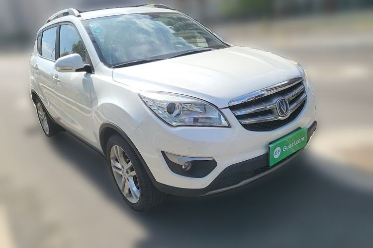 Used CHANGAN CS35 2014 1.6L Manual Luxury Navigation Model China IV Standard Front Right 45 Deg