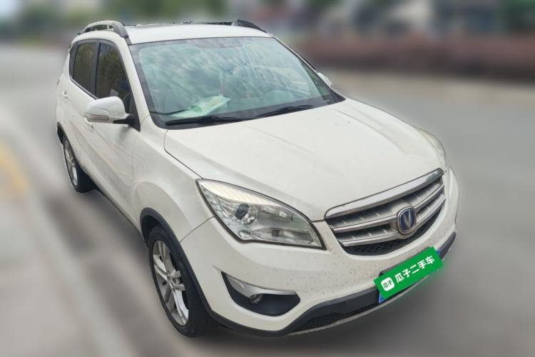 Used CHANGAN CS35 2014 1.6L Manual Luxury Model China IV Standard Front Right 45 Deg