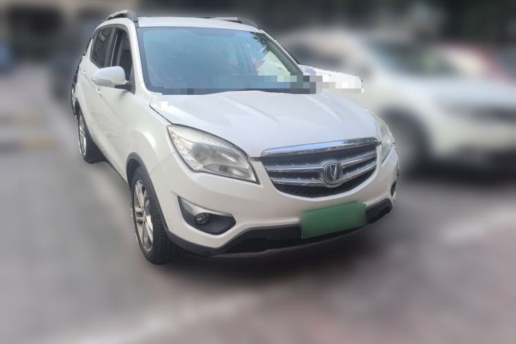 Used CHANGAN CS35 2014 1.6L Manual Luxury Model China IV Standard Front Right 45 Deg