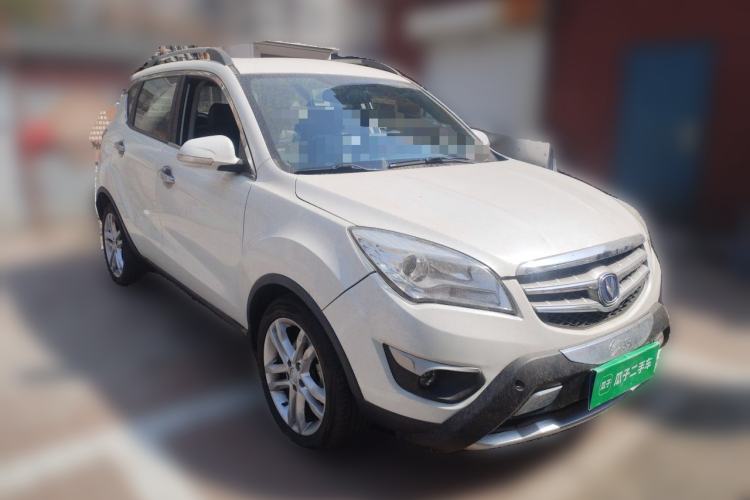 Used CHANGAN CS35 2014 1.6L Manual Luxury Model China V Standard Front Right 45 Deg