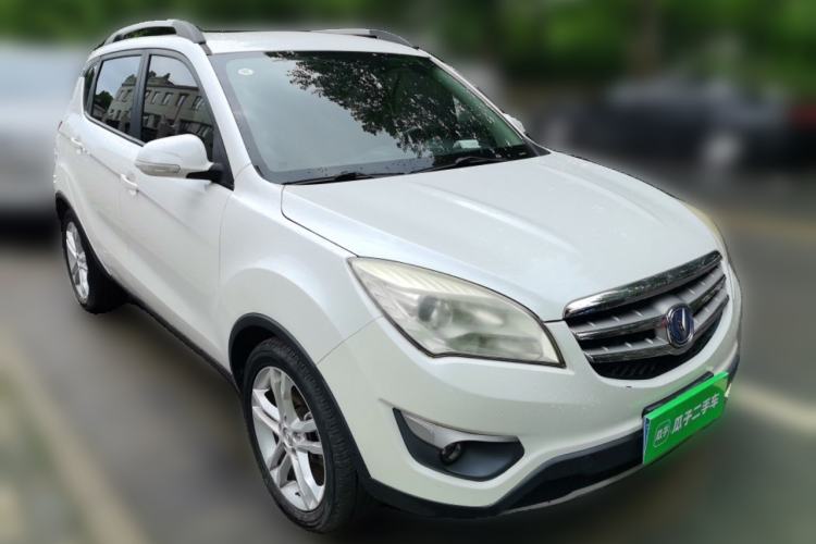 Used CHANGAN CS35 2014 1.6L Manual Luxury Model China V Standard Front Right 45 Deg
