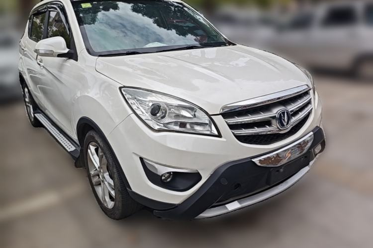 Used CHANGAN CS35 2014 1.6L Manual Luxury Model China IV Standard Front Right 45 Deg