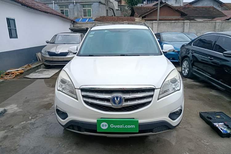 Used CHANGAN CS35 2014 1.6L Manual Luxury Model China IV Standard Front