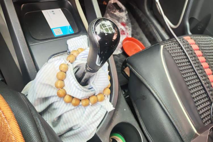 Used CHANGAN CS35 2014 1.6L Manual Luxury Model China IV Standard Gear Lever
