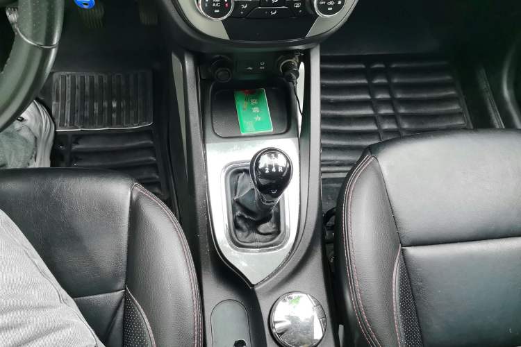 Used CHANGAN CS35 2014 1.6L Manual Luxury Model China V Standard Gear Lever