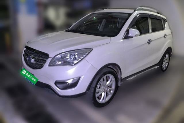 Used CHANGAN CS35 2014 1.6L Automatic Luxury Navigation Model China IV Standard