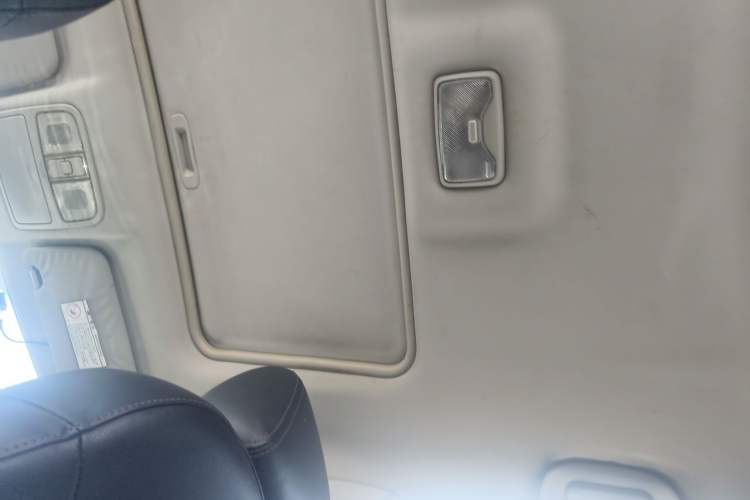 Used CHANGAN CS35 2014 1.6L Automatic Luxury Model China V Standard Headliner