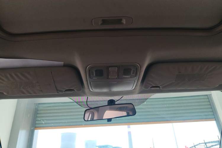 Used CHANGAN CS35 2014 1.6L Automatic Luxury Navigation Version China V Standard Headliner