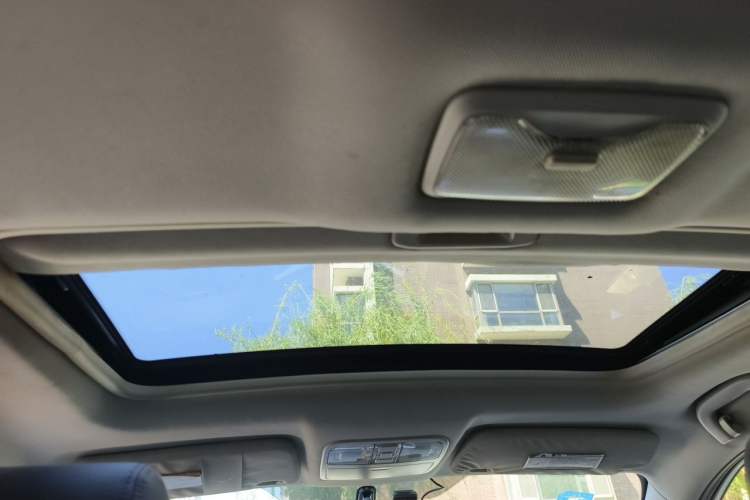 Used CHANGAN CS35 2014 1.6L Manual Luxury Model China IV Standard Headliner