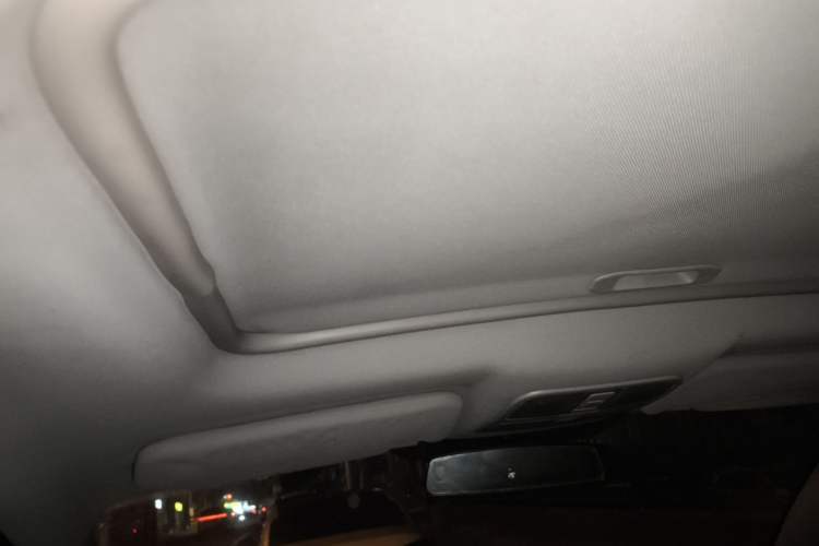 Used CHANGAN CS35 2014 1.6L Automatic Luxury Model China IV Standard Headliner