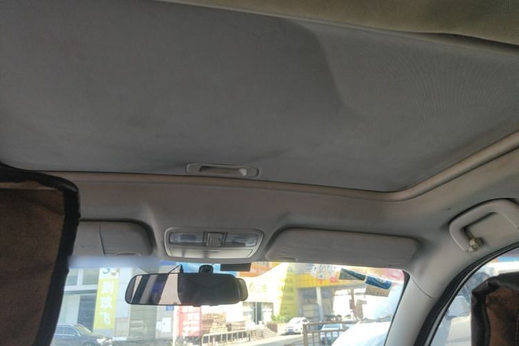 Used CHANGAN CS35 2014 1.6L Automatic Luxury Model China IV Standard Headliner