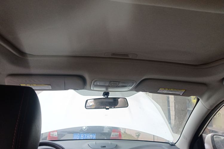 Used CHANGAN CS35 2014 1.6L Automatic Luxury Model China IV Standard Headliner