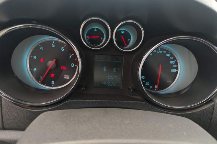 Used CHANGAN CS35 2014 1.6L Manual Luxury Model China V Standard Instrument Cluster