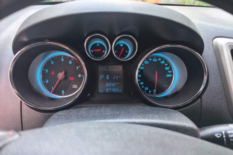 Used CHANGAN CS35 2014 1.6L Automatic Luxury Model China IV Standard Instrument Cluster
