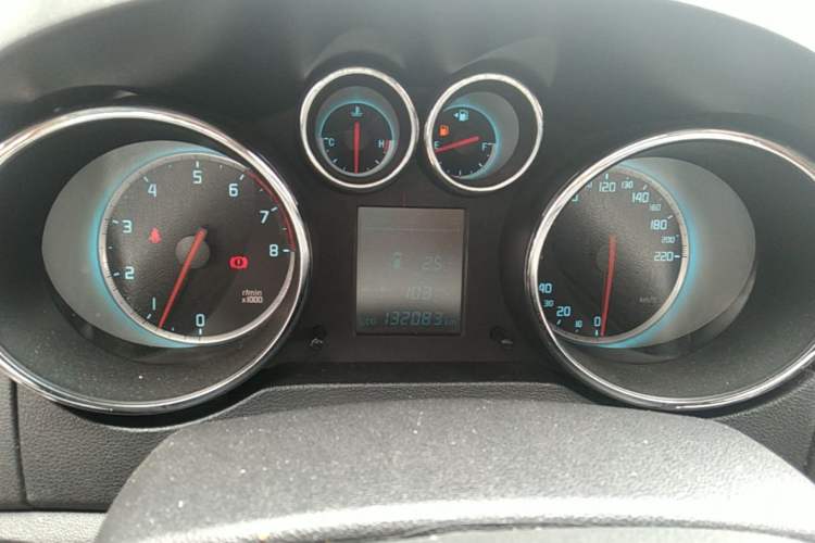 Used CHANGAN CS35 2014 1.6L Manual Luxury Navigation Model China IV Standard Instrument Cluster