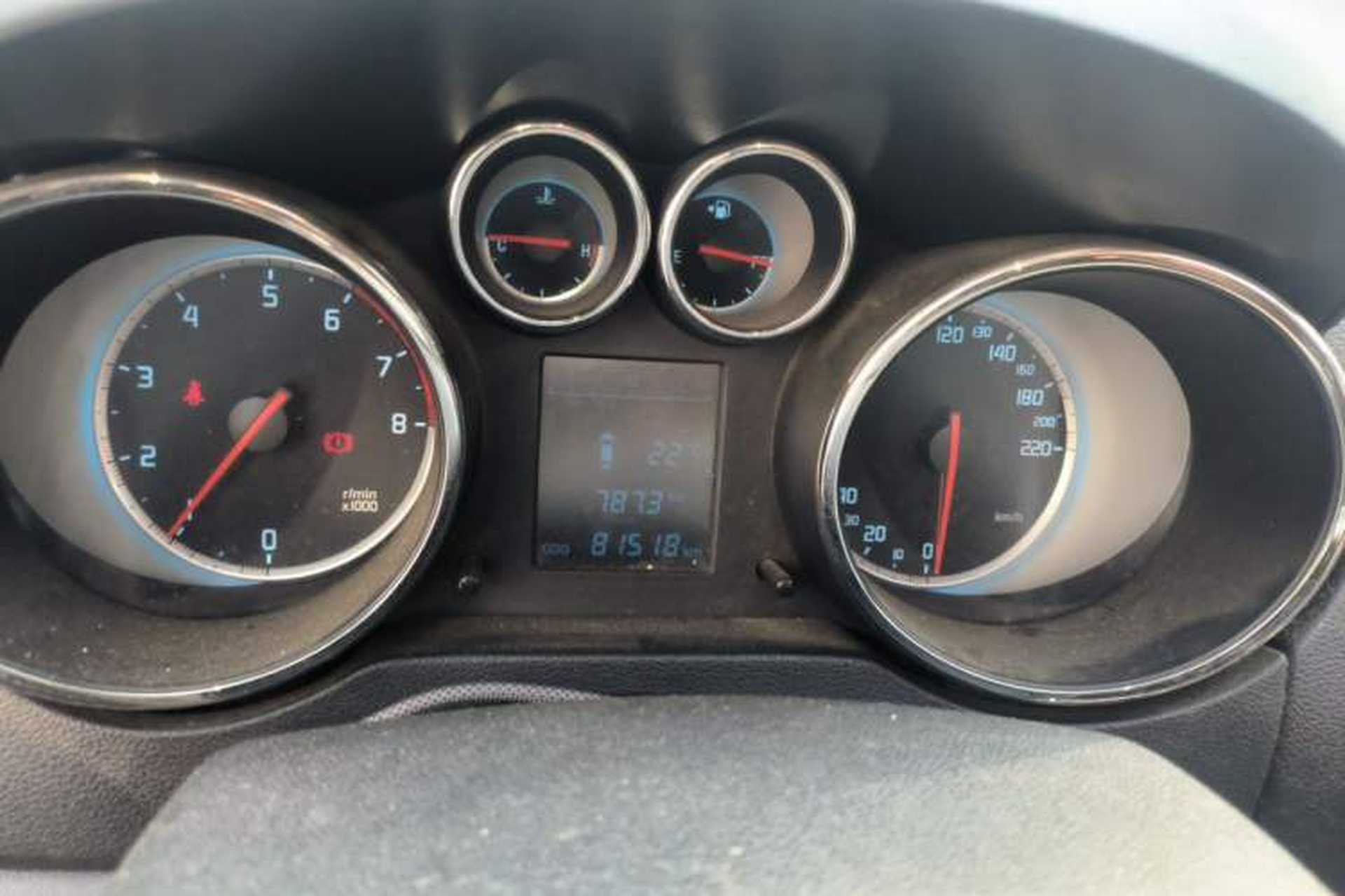 Used CHANGAN CS35 2014 1.6L Manual Luxury Model China V Standard Instrument Cluster