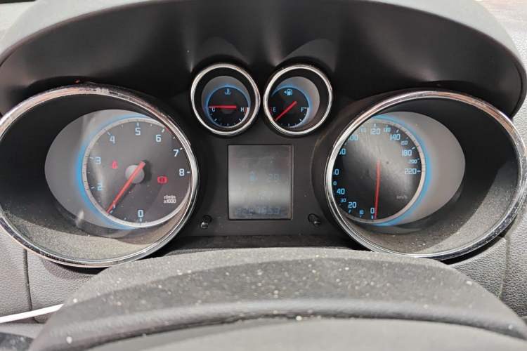 Used CHANGAN CS35 2014 1.6L Manual Luxury Model China IV Standard Instrument Cluster
