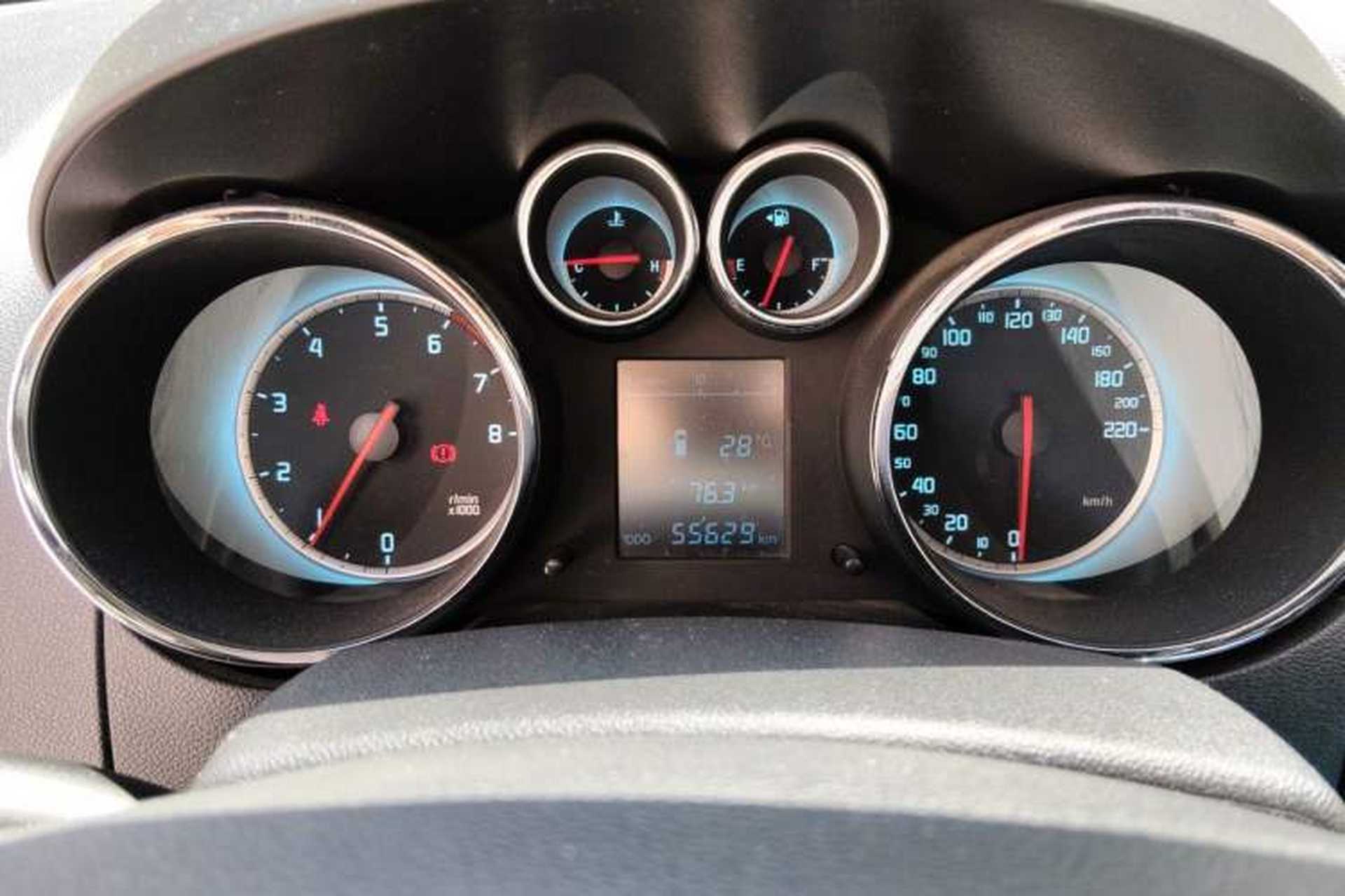 Used CHANGAN CS35 2014 1.6L Manual Luxury Model China IV Standard Instrument Cluster