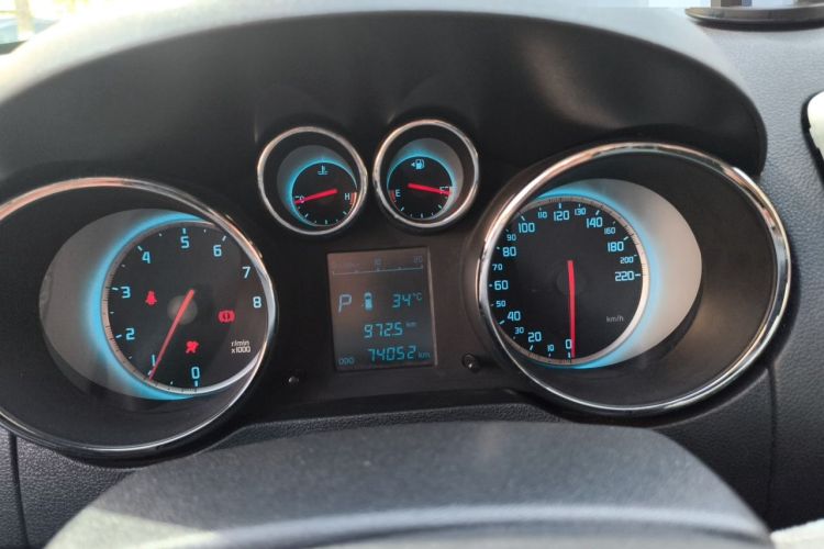 Used CHANGAN CS35 2014 1.6L Automatic Luxury Model China V Standard Instrument Cluster