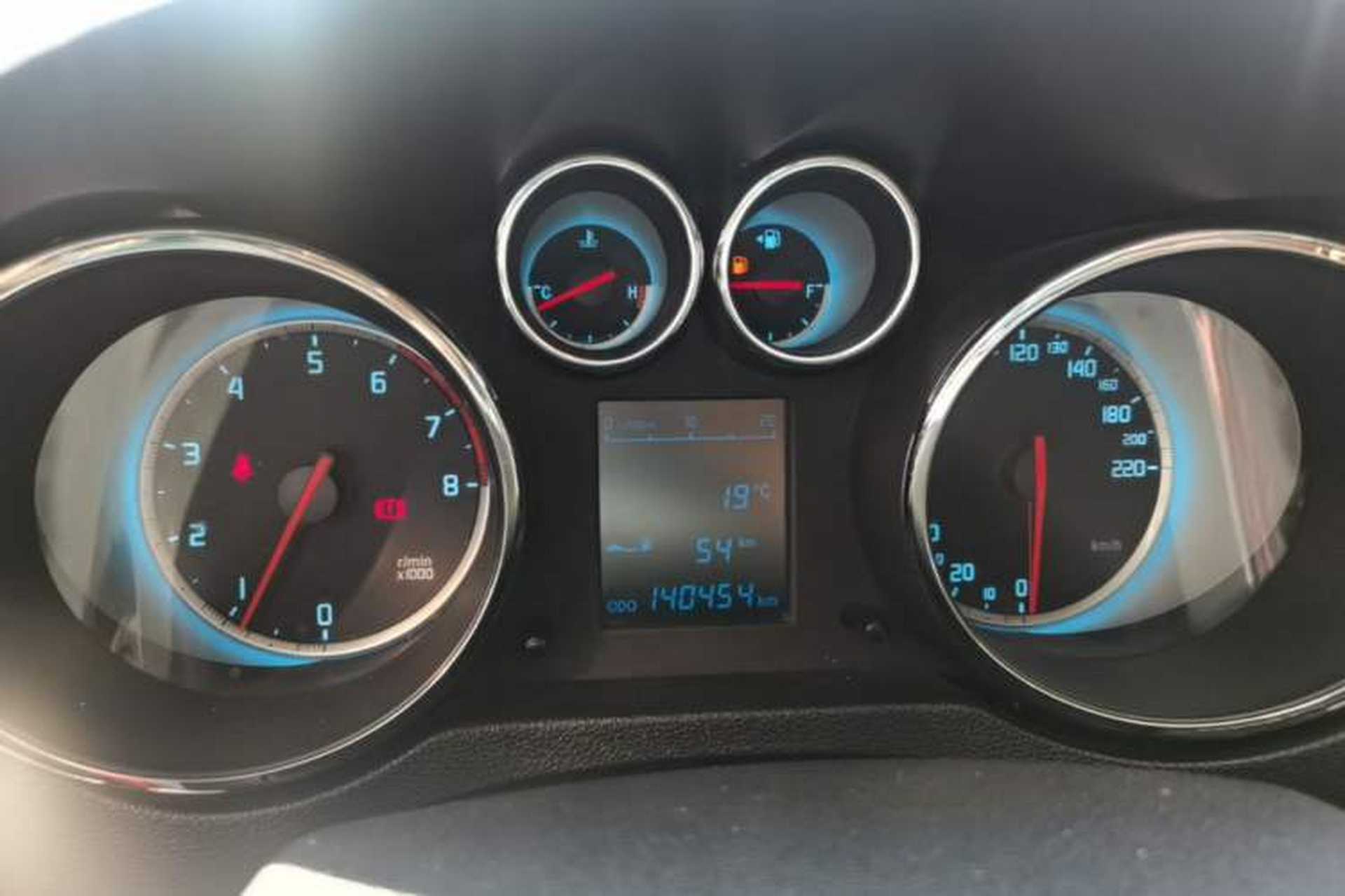 Used CHANGAN CS35 2014 1.6L Manual Luxury Model China IV Standard Instrument Cluster