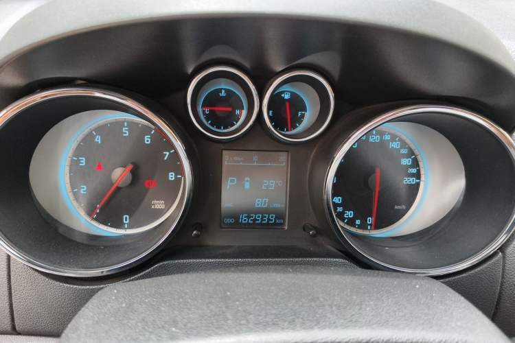 Used CHANGAN CS35 2014 1.6L Automatic Luxury Model China IV Standard Instrument Cluster