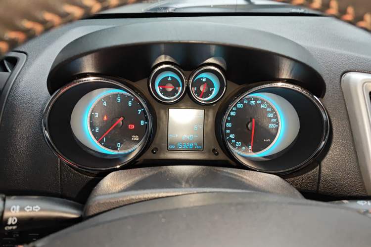 Used CHANGAN CS35 2014 1.6L Manual Luxury Model China IV Standard Instrument Cluster