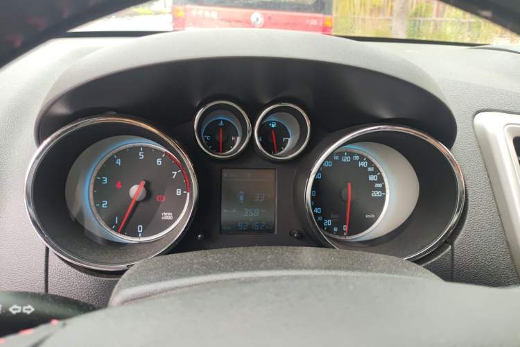 Used CHANGAN CS35 2014 1.6L Manual Luxury Model China IV Standard Instrument Cluster